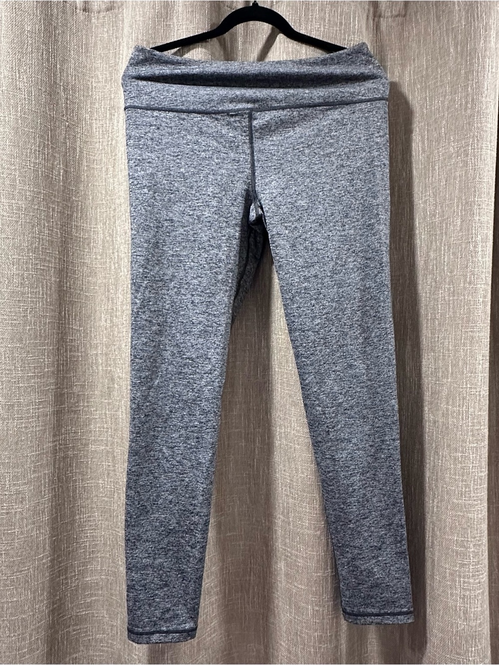 Victoria’s Secret VSX The Knockout Leggings Gray Size L Discontinued